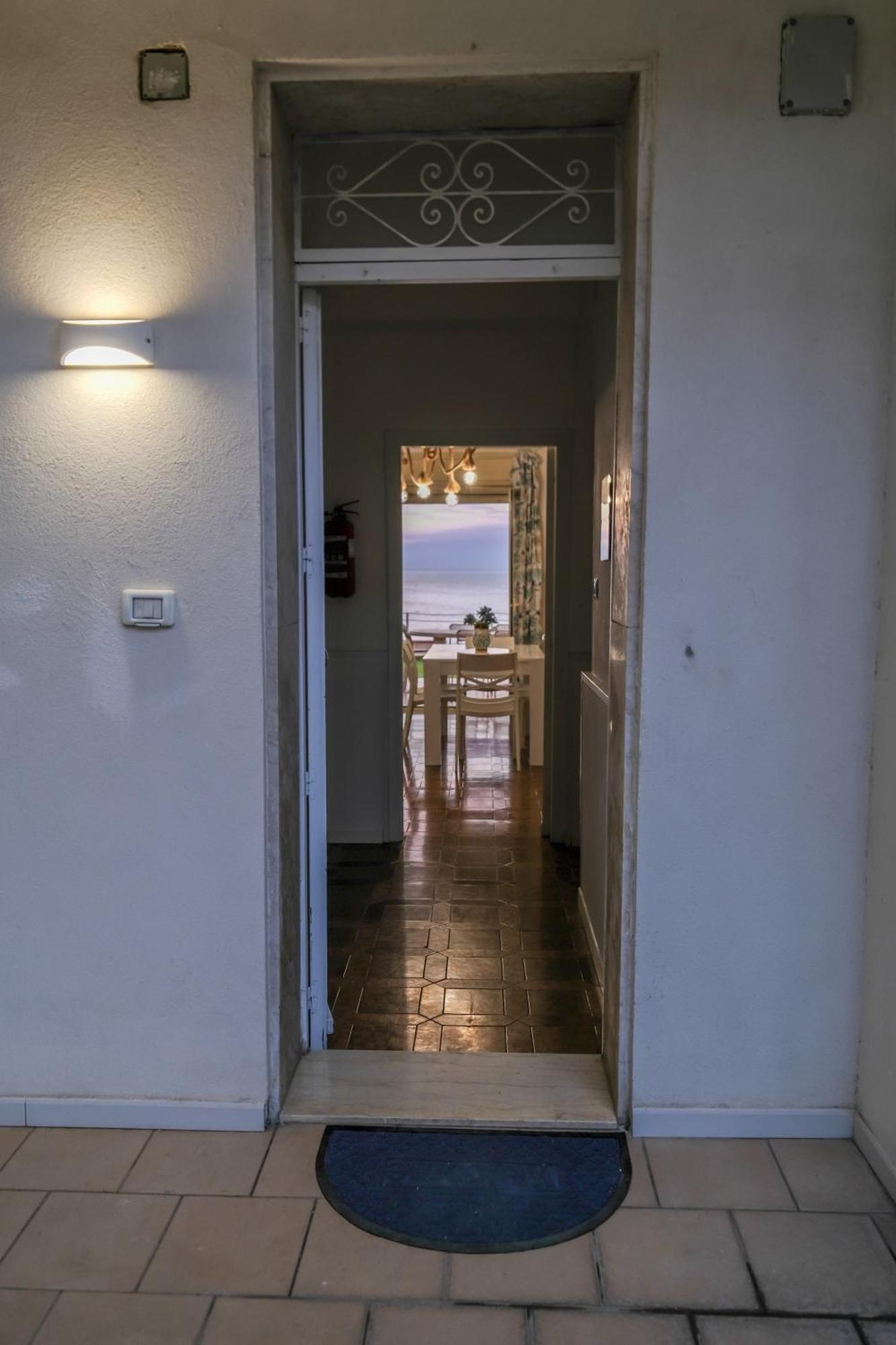 Villa La Vista - Baia Del Gambero Аугуста Екстер'єр фото
